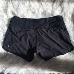 Lululemon Running Shorts Black Size 6